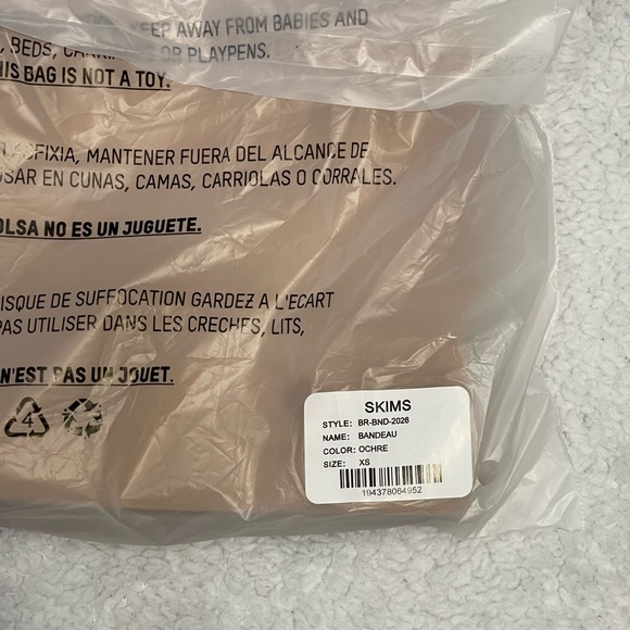 Skims FITS EVERYBODY BANDEAU BRA | OCHRE - Picture 3 of 5